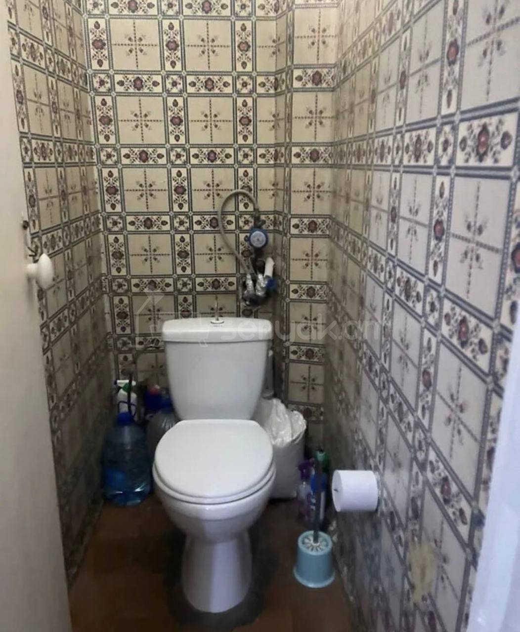 3 Սենյականոց Բնակարան Քարե Շենքում, 67քմ, 3/5 հարկ, Նորմալ Վիճակում, Կահավորված, Արևկող