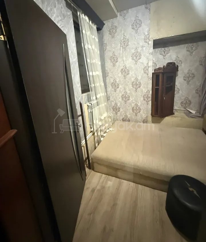 3 Սենյականոց Բնակարան Քարե Շենքում, 68քմ, 1/1 հարկ, Կապիտալ Վերանորոգված, Կահավորված, Արևկող