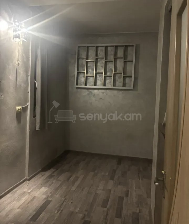 3 Սենյականոց Բնակարան, 62քմ, 5/9 հարկ, Նորմալ Վիճակում, Արևկող