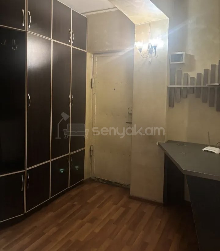 3 Սենյականոց Բնակարան, 62քմ, 5/9 հարկ, Նորմալ Վիճակում, Արևկող