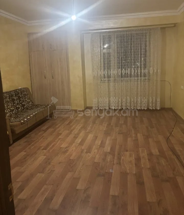 3 Սենյականոց Բնակարան, 62քմ, 5/9 հարկ, Նորմալ Վիճակում, Արևկող