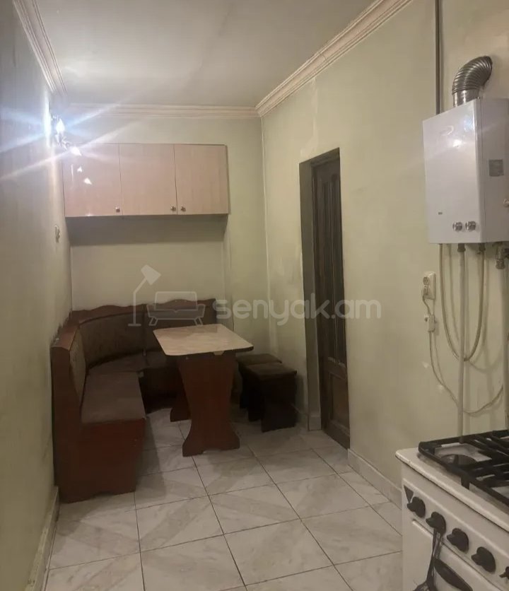 3 Սենյականոց Բնակարան, 62քմ, 5/9 հարկ, Նորմալ Վիճակում, Արևկող