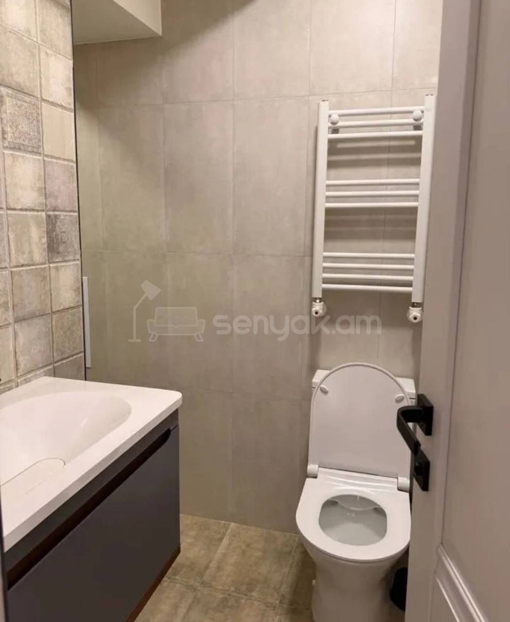 2 Սենյականոց Բնակարան, 64քմ, 8/14 հարկ, Կապիտալ Վերանորոգված, Կահավորված, Արևկող