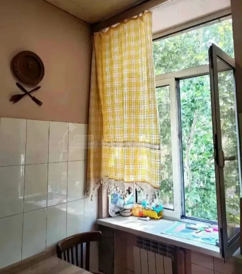 2 Սենյականոց Բնակարան Քարե Շենքում, 67քմ, 4/5 հարկ, Կոսմետիկ Վերանորոգված