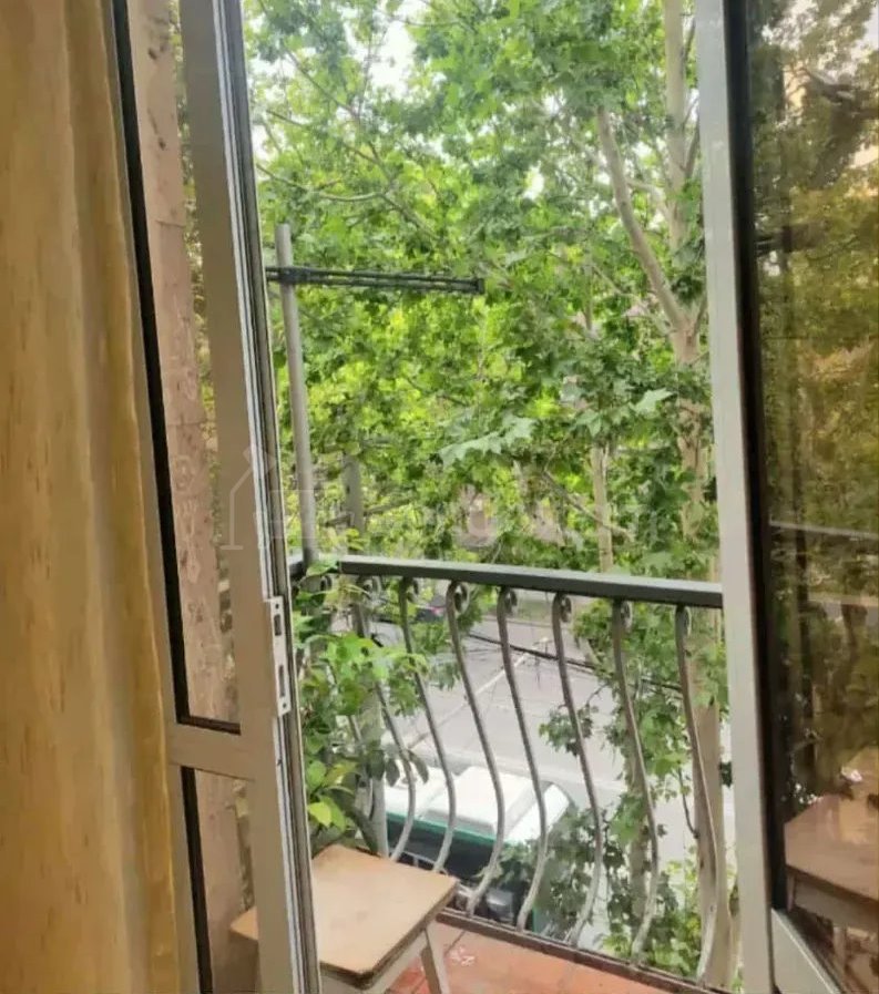 2 Սենյականոց Բնակարան Քարե Շենքում, 67քմ, 4/5 հարկ, Կոսմետիկ Վերանորոգված