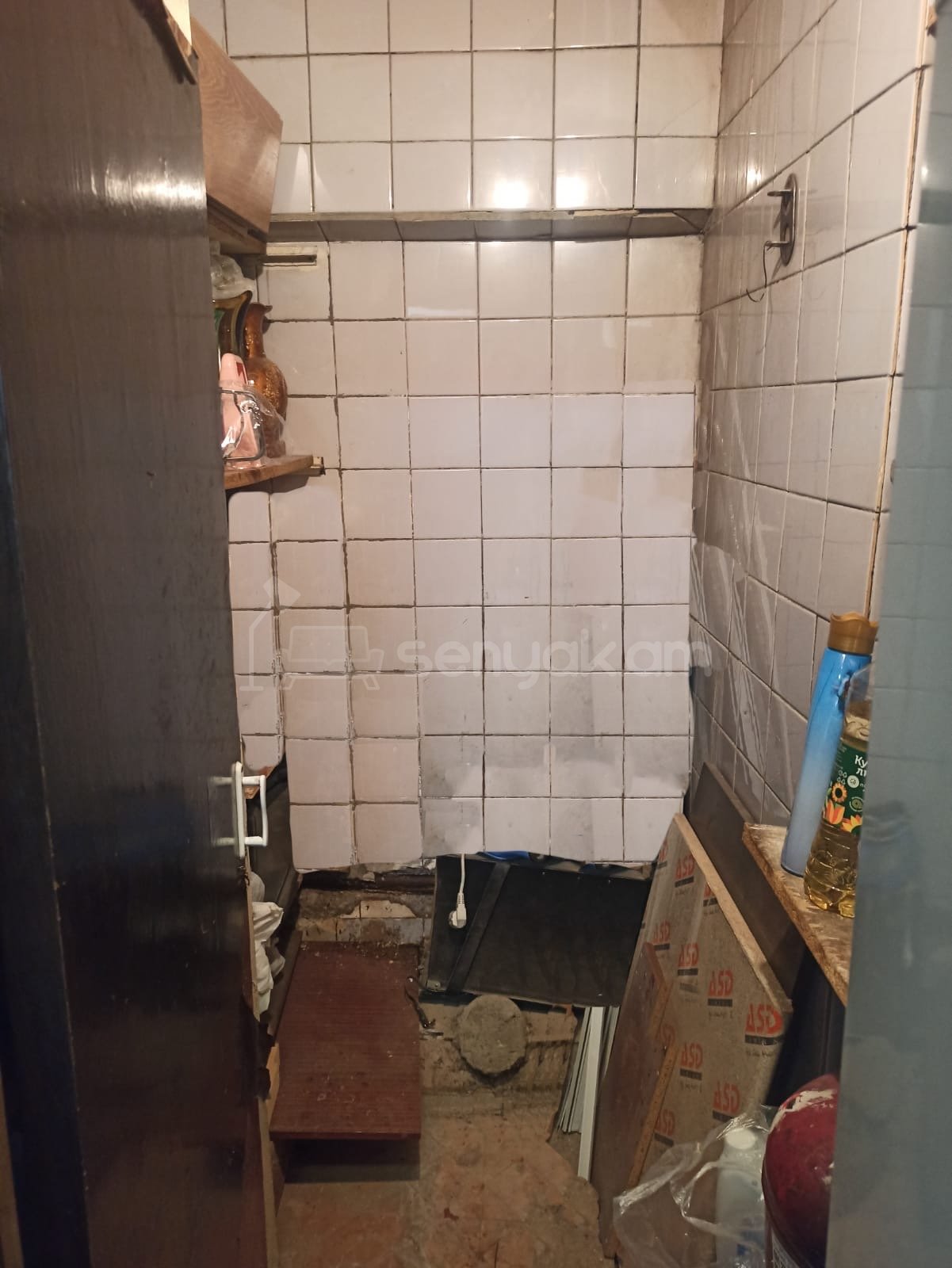 1 Սենյականոց Բնակարան Քարե Շենքում, 20քմ, 3/5 հարկ, Կոսմետիկ Վերանորոգված