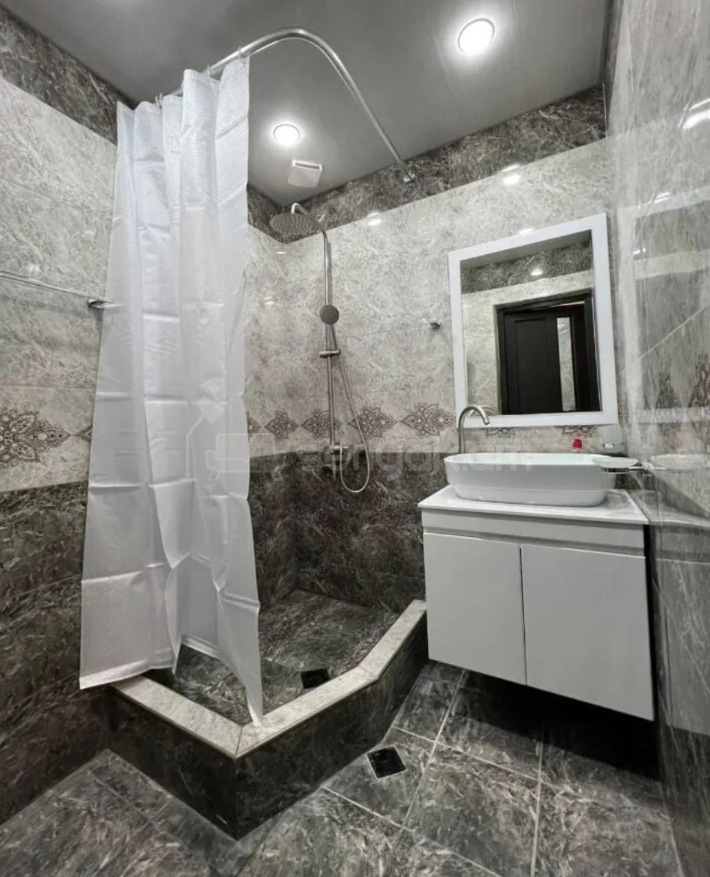 3 Սենյականոց Բնակարան, 84քմ, 7/14 հարկ, Կապիտալ Վերանորոգված, Կահավորված, Արևկող