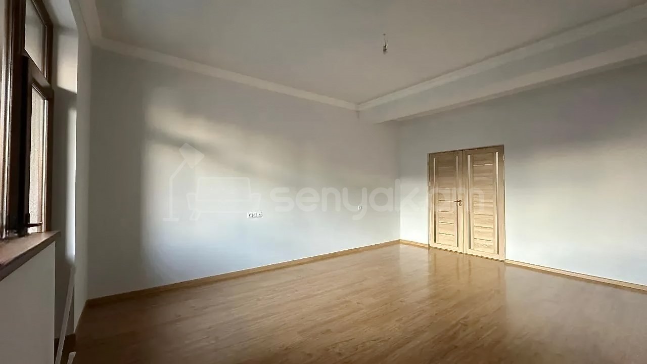 3 Սենյականոց Բնակարան Նորակառույցում, 109քմ, 5/13 հարկ, Կապիտալ Վերանորոգված