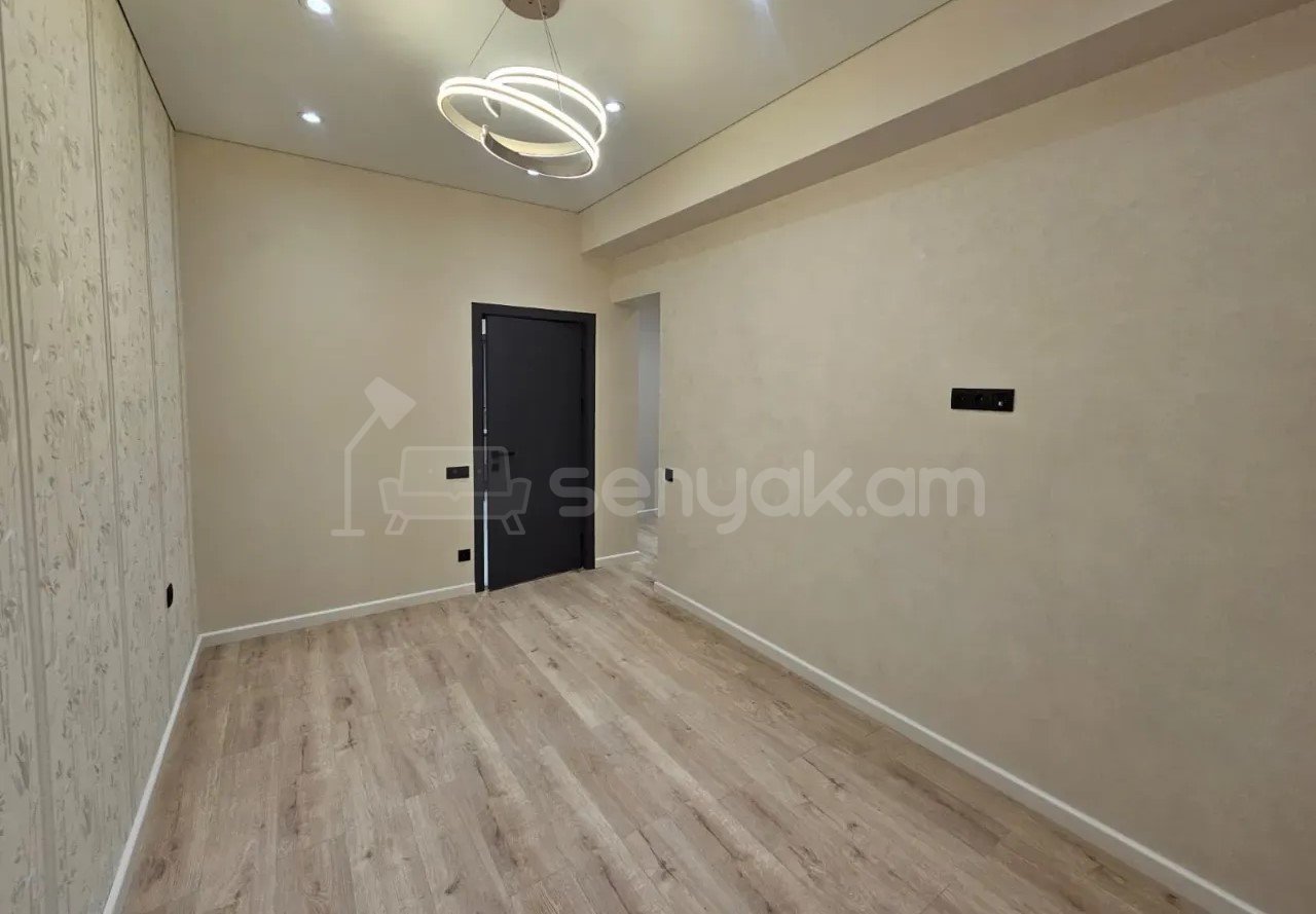 3 Սենյականոց Բնակարան Նորակառույցում, 74քմ, 14/14 հարկ, Կապիտալ Վերանորոգված