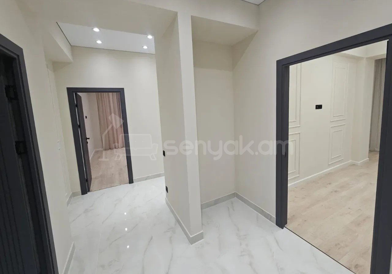 3 Սենյականոց Բնակարան Նորակառույցում, 74քմ, 14/14 հարկ, Կապիտալ Վերանորոգված