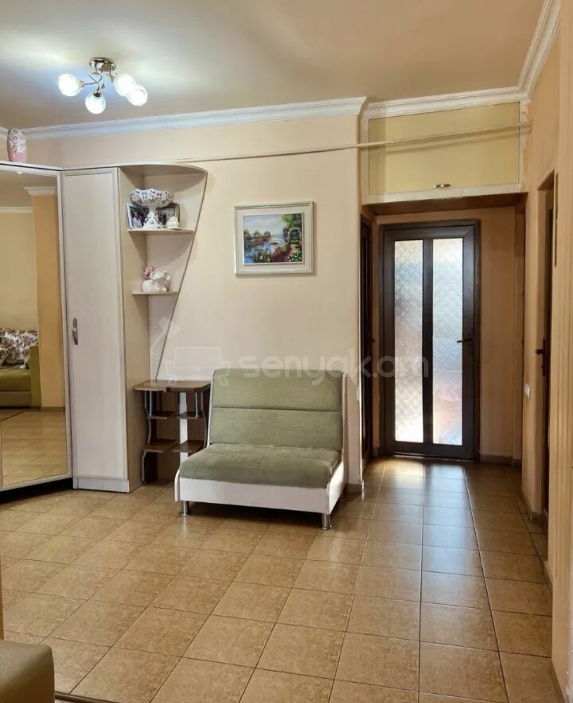 3 Սենյականոց Բնակարան Քարե Շենքում, 80քմ, 4/5 հարկ, Դիզայներական Վերանորոգված, Կահավորված