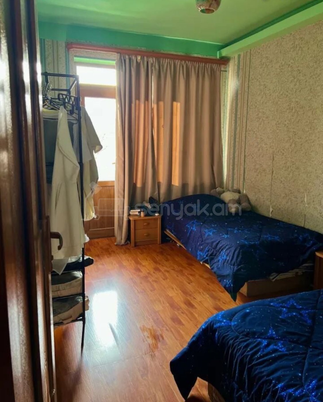 3 Սենյականոց Բնակարան Քարե Շենքում, 80քմ, 4/5 հարկ, Դիզայներական Վերանորոգված, Կահավորված