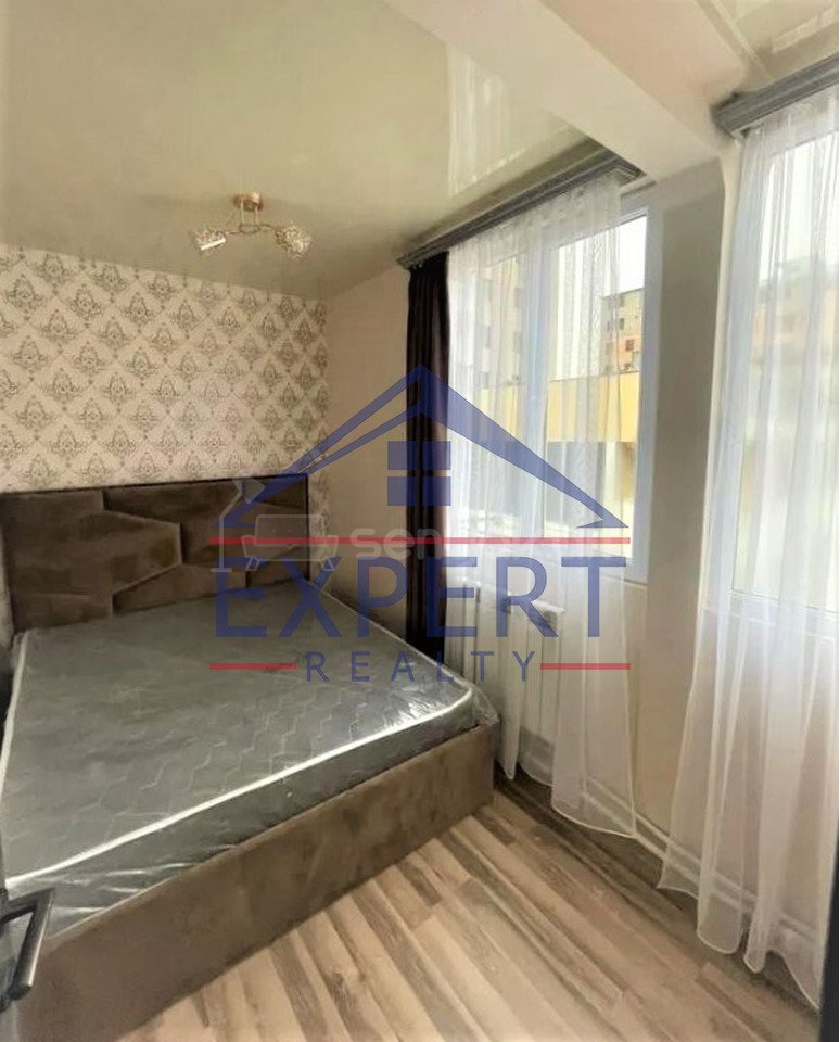 2 Սենյականոց Բնակարան Քարե Շենքում, 50քմ, 5/5 հարկ, Կապիտալ Վերանորոգված, Կահավորված, Արևկող