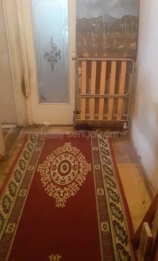 1 Սենյականոց Բնակարան, 45քմ, 3/9 հարկ, Պետական Վիճակում