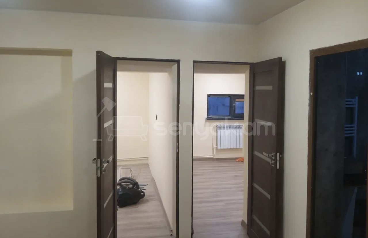 3 Սենյականոց Բնակարան, 78քմ, 9/9 հարկ, Կապիտալ Վերանորոգված, Կահավորված, Արևկող