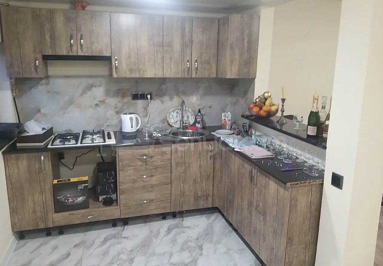 3 Սենյականոց Բնակարան, 78քմ, 9/9 հարկ, Կապիտալ Վերանորոգված, Կահավորված, Արևկող