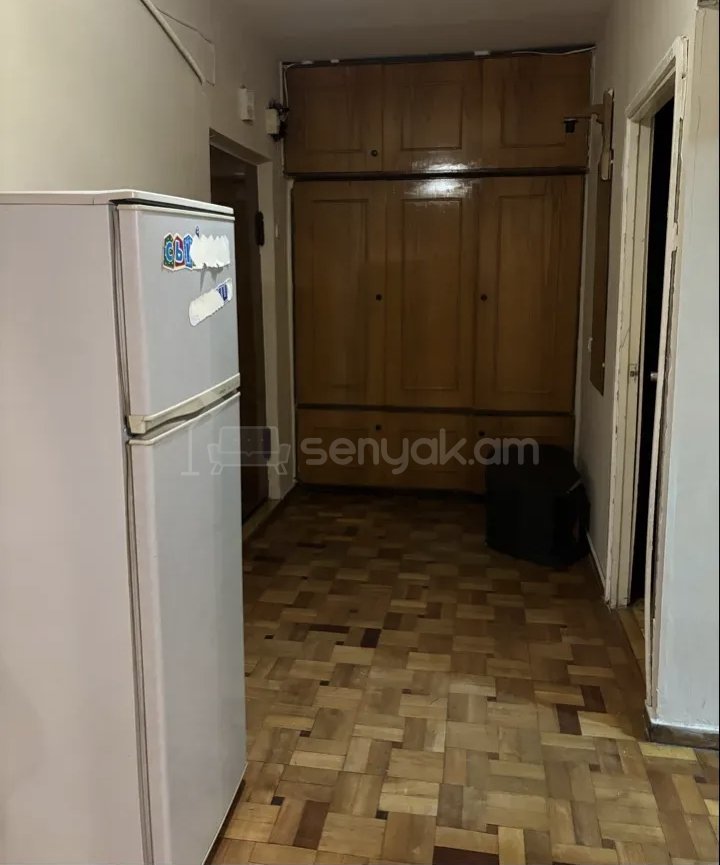 2 Սենյականոց Բնակարան Քարե Շենքում, 58քմ, 5/9 հարկ, Նորմալ Վիճակում, Կահավորված