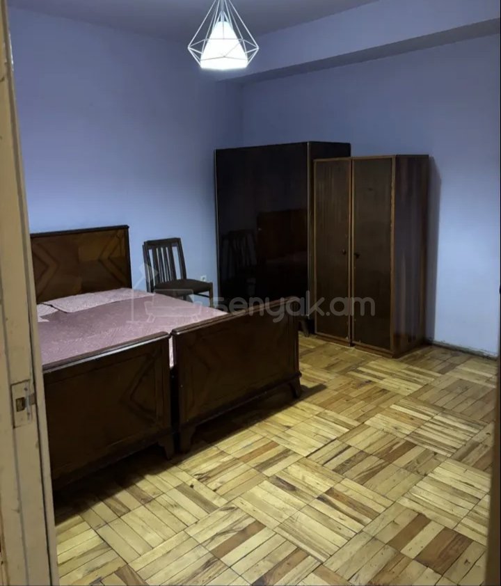 2 Սենյականոց Բնակարան Քարե Շենքում, 58քմ, 5/9 հարկ, Նորմալ Վիճակում, Կահավորված