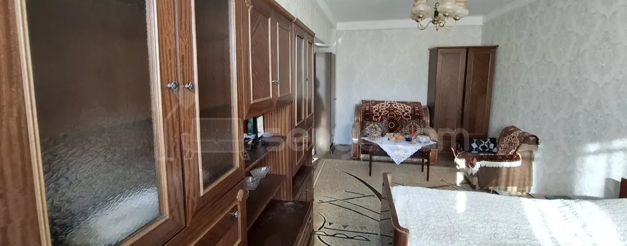 1 Սենյականոց Բնակարան, 52քմ, 5/9 հարկ, Նորմալ Վիճակում, Կահավորված