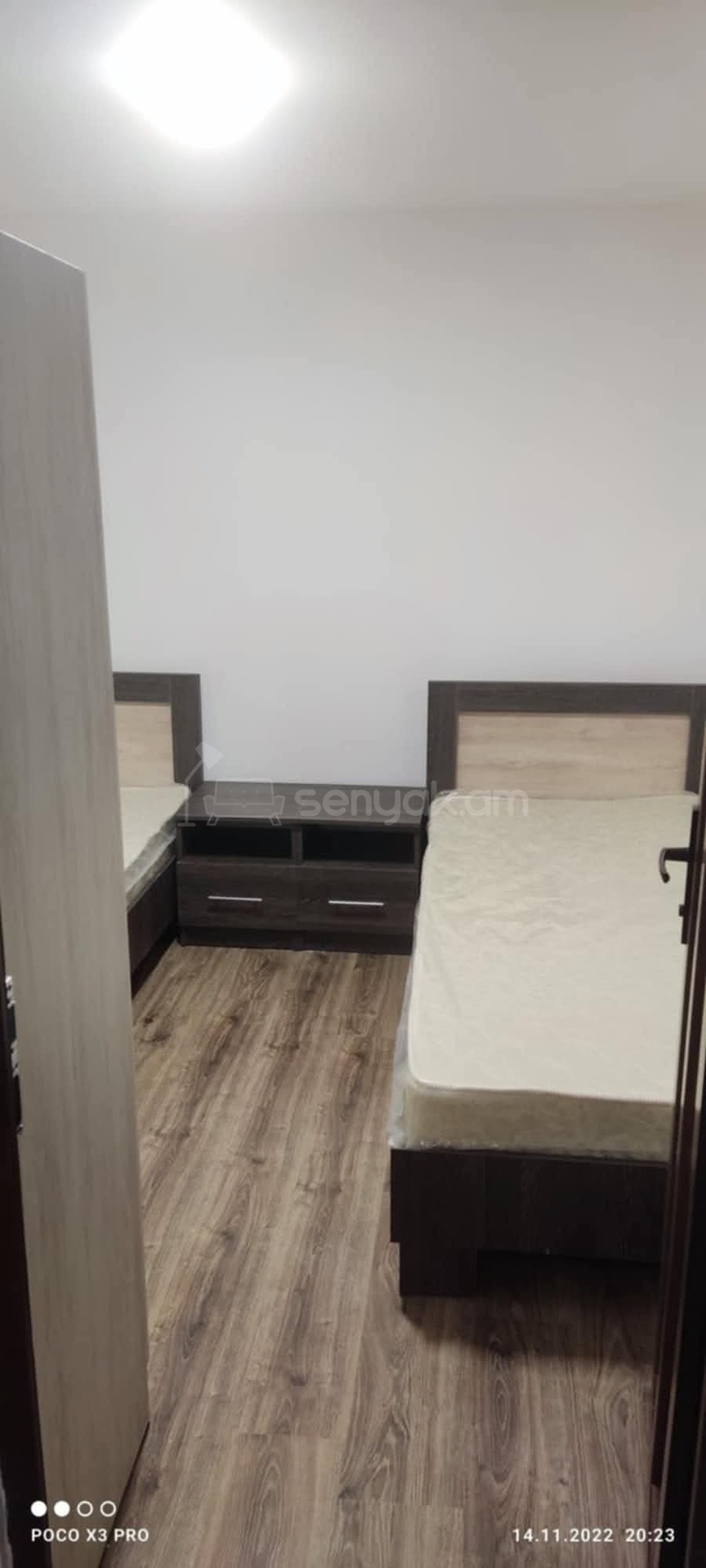 3 Սենյականոց Բնակարան Քարե Շենքում, 56քմ, 1/1 հարկ, Նորմալ Վիճակում, Կահավորված