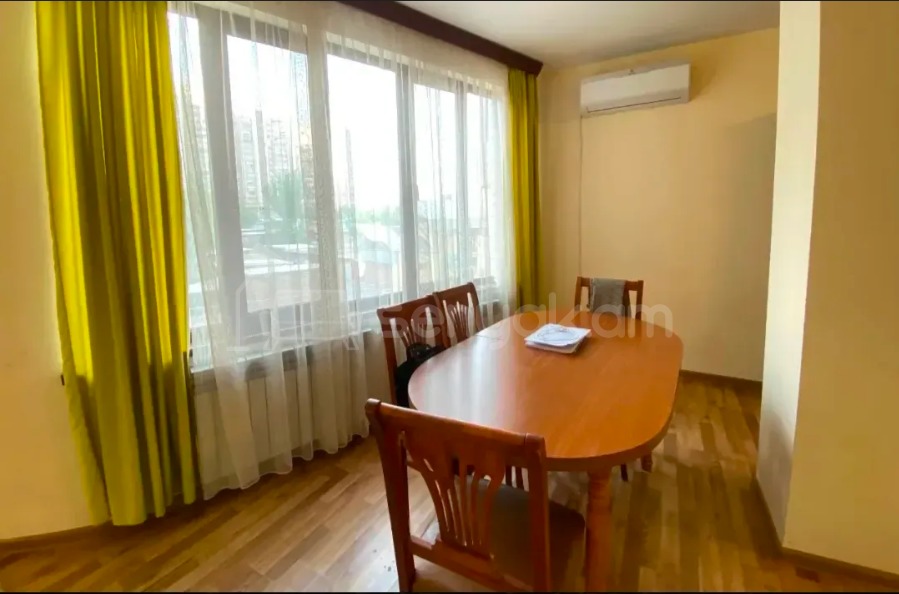 3 Սենյականոց Բնակարան Նորակառույցում, 85քմ, 4/12 հարկ, Կապիտալ Վերանորոգված, Կահավորված