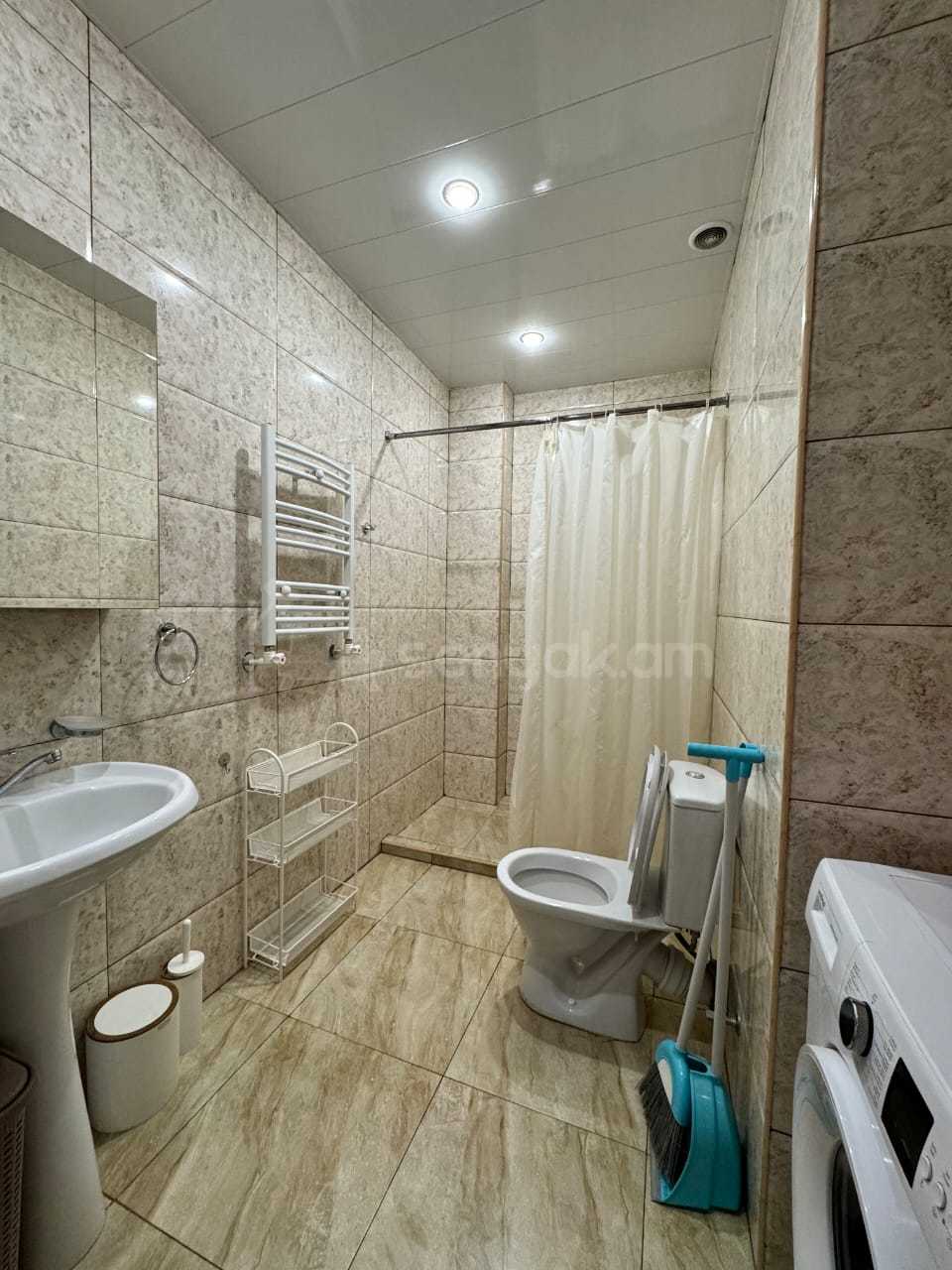 3 Սենյականոց Բնակարան, 60քմ, 5/8 հարկ, Կապիտալ Վերանորոգված, Կահավորված