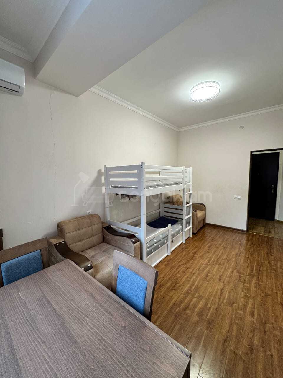 3 Սենյականոց Բնակարան, 60քմ, 5/8 հարկ, Կապիտալ Վերանորոգված, Կահավորված