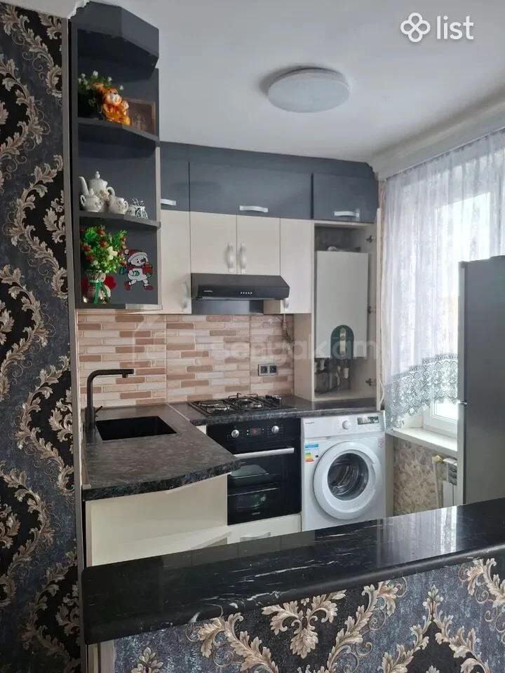 1 Սենյականոց Բնակարան, 32քմ, 4/4 հարկ, Կապիտալ Վերանորոգված