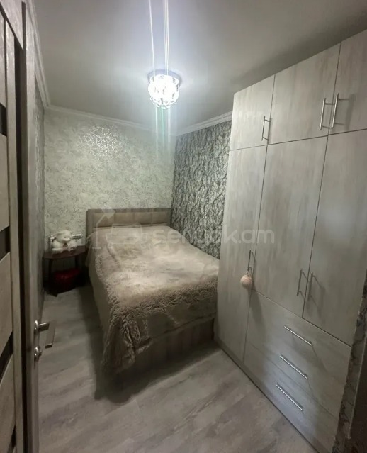 1 Սենյականոց Բնակարան, 32քմ, 4/4 հարկ, Կապիտալ Վերանորոգված