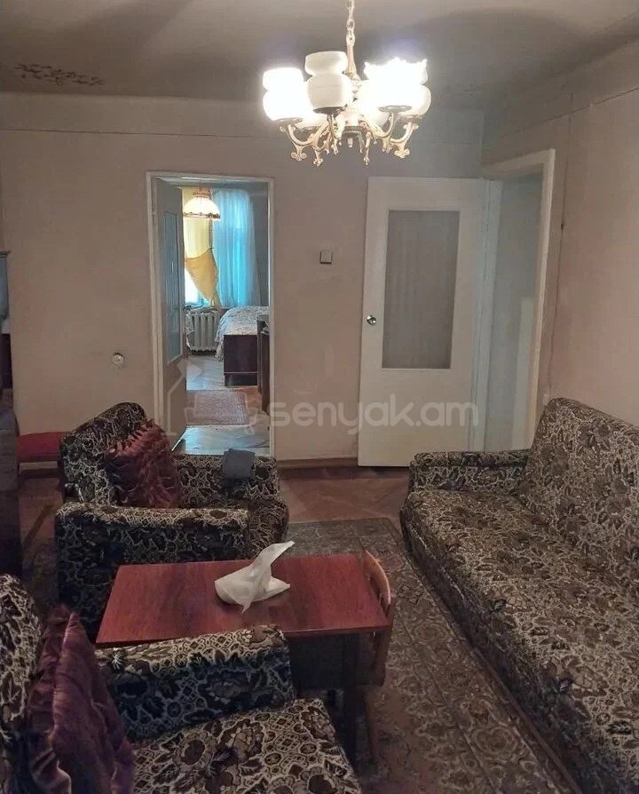 3 Սենյականոց Բնակարան, 72քմ, 1/4 հարկ, Նորմալ Վիճակում