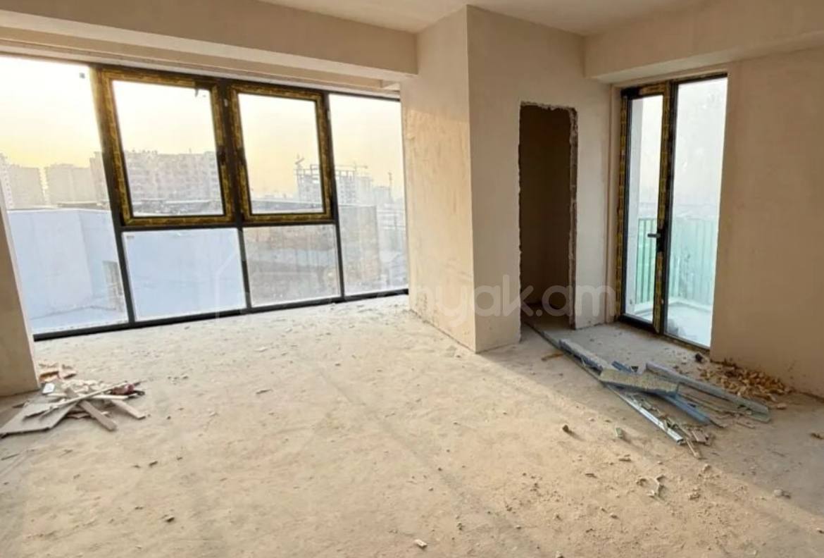 3 Սենյականոց Բնակարան, 103քմ, 10/18 հարկ, Զրոյական Վիճակում