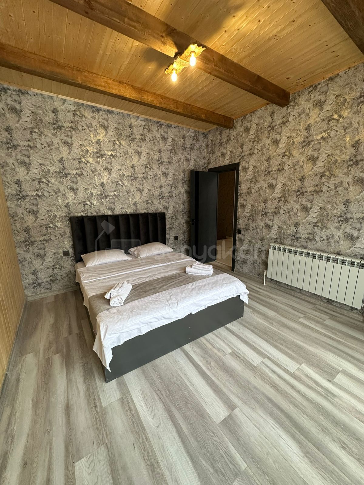 5 Սենյականոց Նորակառույց Շքեղ Առանձնատուն, 200քմ, Լողավազանով