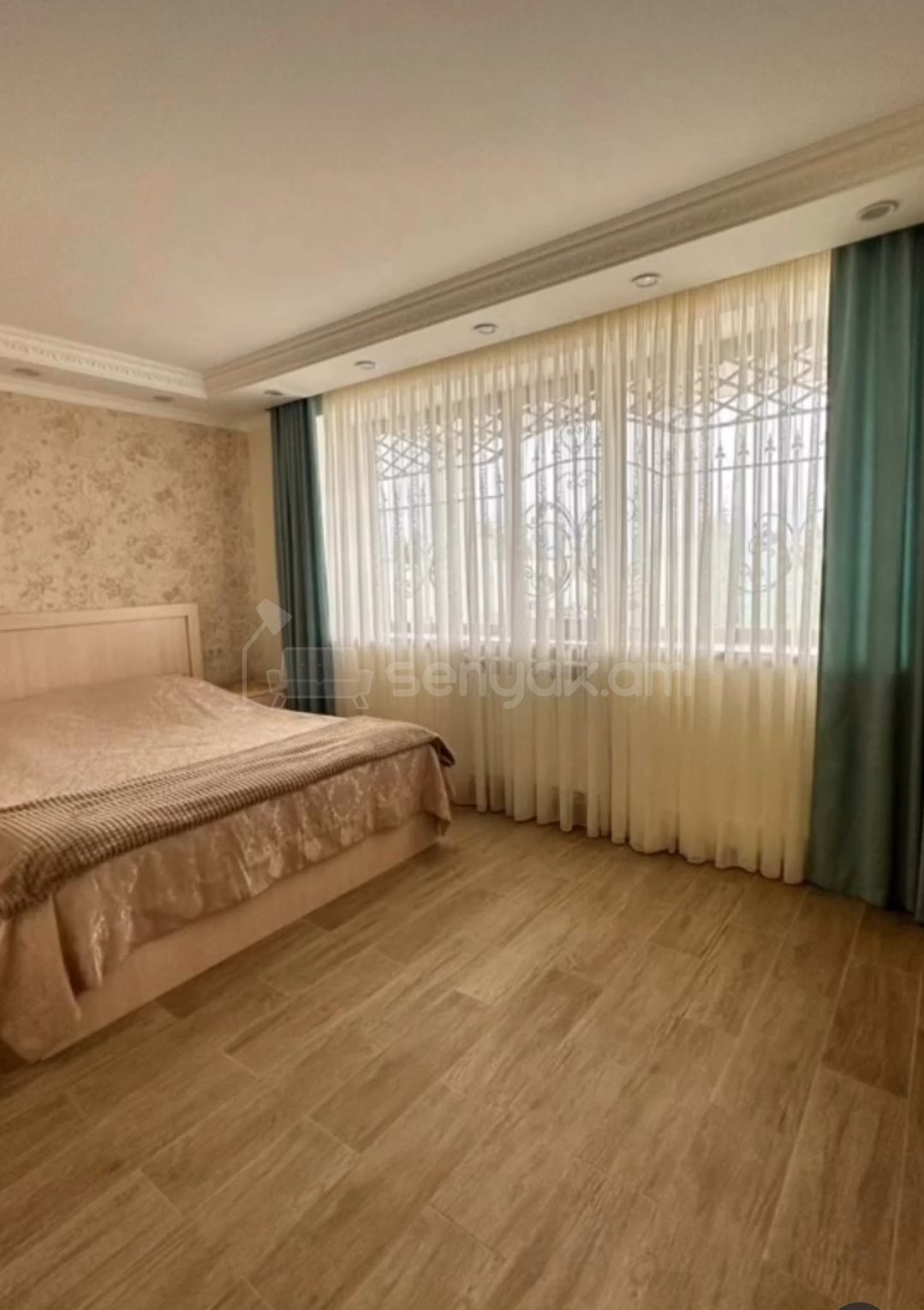 6 Սենյականոց Շքեղ Առանձնատուն, 250քմ, Լողավազանով