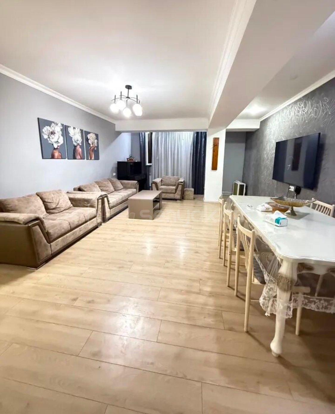 4 Սենյականոց Բնակարան, 104քմ, 11/14 հարկ, Դիզայներական Վերանորոգված