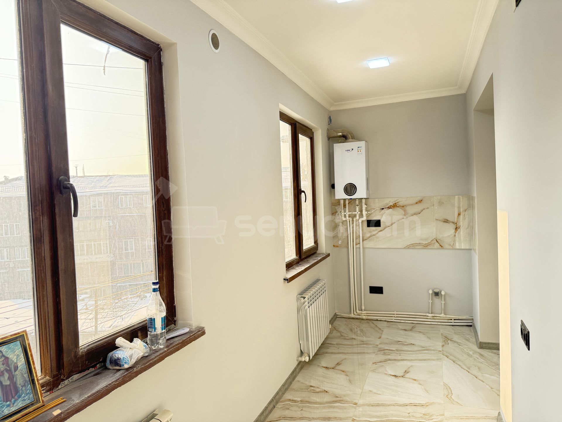 2 Սենյականոց Բնակարան Քարե Շենքում, 41քմ, 4/5 հարկ, Կապիտալ Վերանորոգված