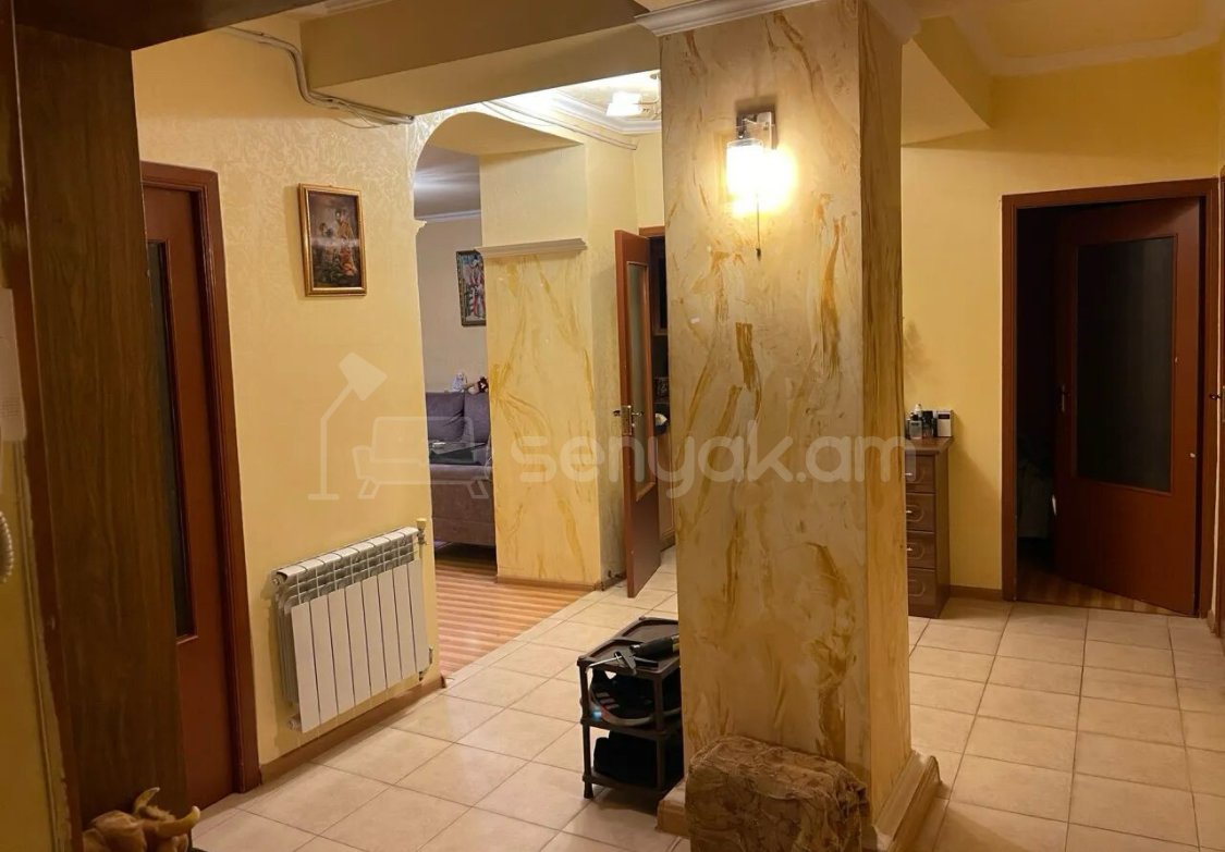 3 Սենյականոց Բնակարան, 82քմ, 14/14 հարկ, Նորմալ Վիճակում