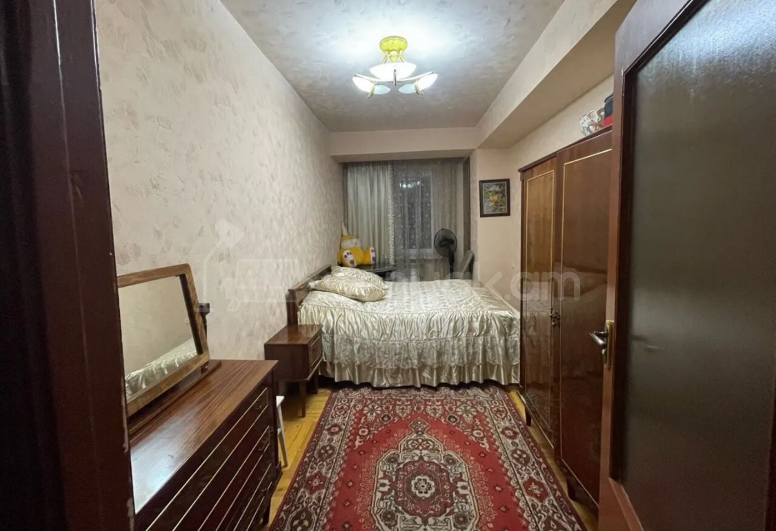 3 Սենյականոց Բնակարան, 82քմ, 14/14 հարկ, Նորմալ Վիճակում