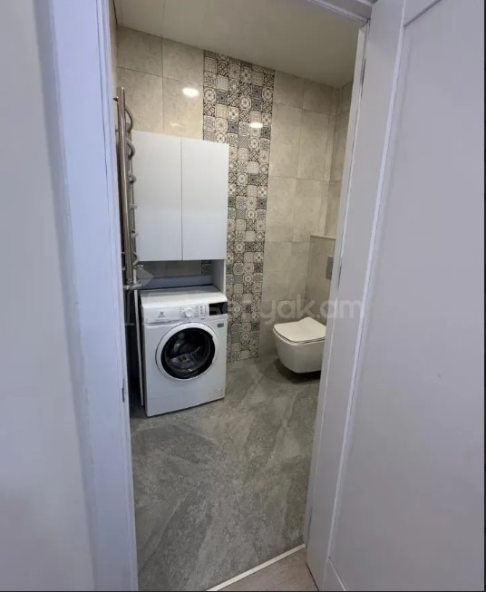 2 Սենյականոց Բնակարան Նորակառույցում, 40քմ, 2/4 հարկ, Կապիտալ Վերանորոգված, Կահավորված