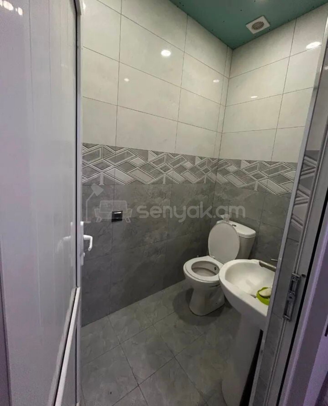 5 Սենյականոց Սեփական Տուն, 240քմ, Կապիտալ Վերանորոգված