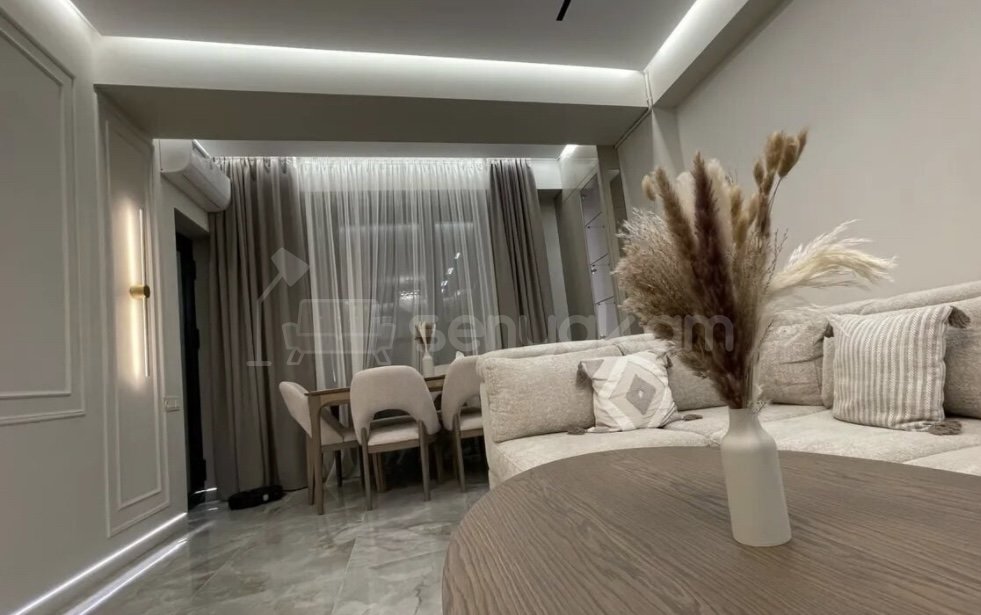 3 Սենյականոց Բնակարան Նորակառույցում, 71քմ, 10/18 հարկ, Դիզայներական Վերանորոգված