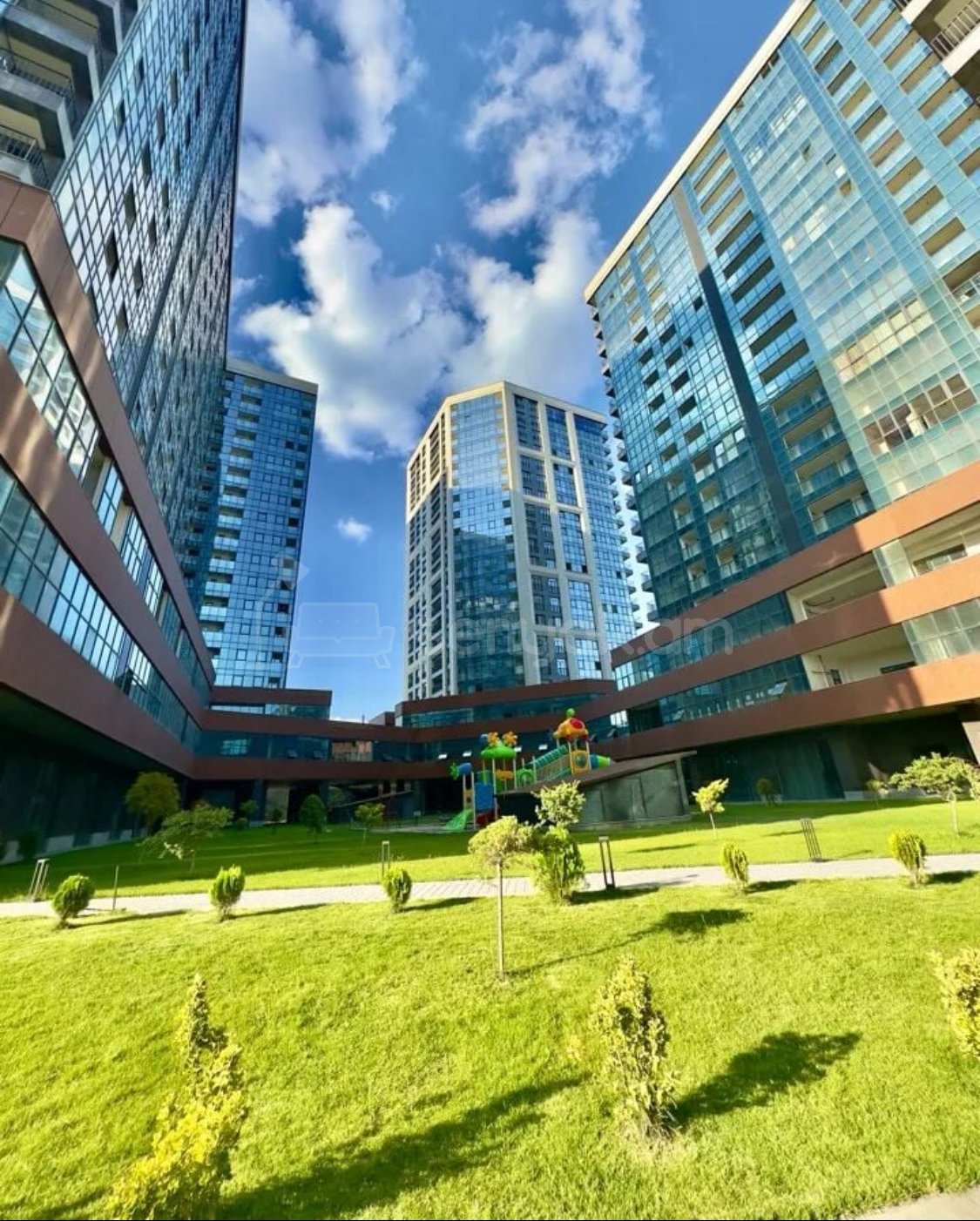 3 Սենյականոց Բնակարան Նորակառույցում, 71քմ, 10/18 հարկ, Դիզայներական Վերանորոգված