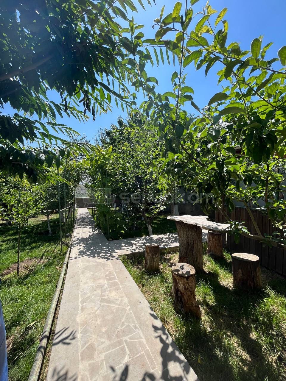 4 Սենյականոց Սեփական Տուն, 150քմ, Նորմալ Վիճակում, Կահավորված