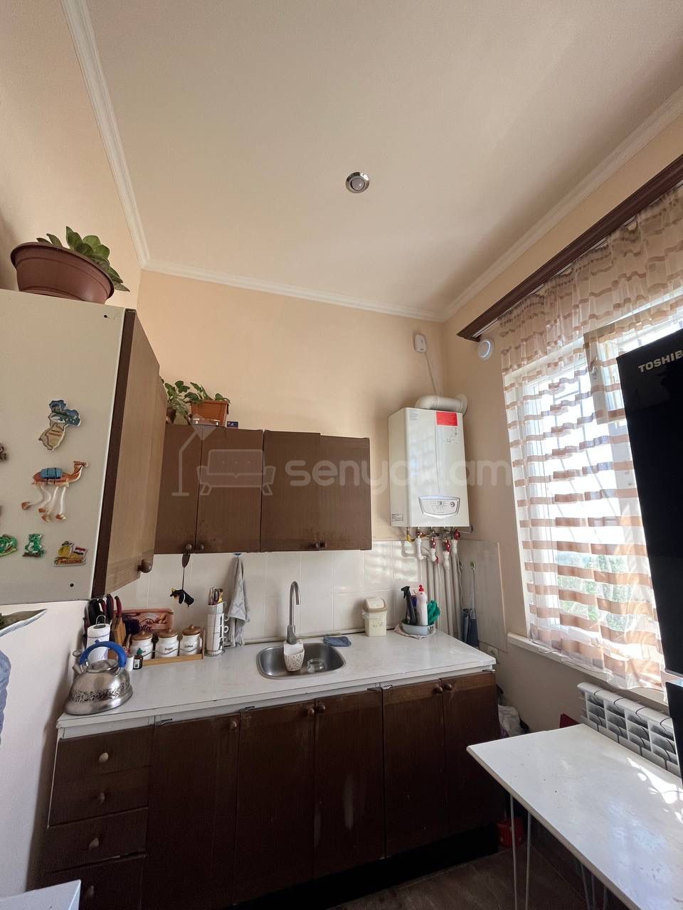 4 Սենյականոց Սեփական Տուն, 150քմ, Նորմալ Վիճակում, Կահավորված