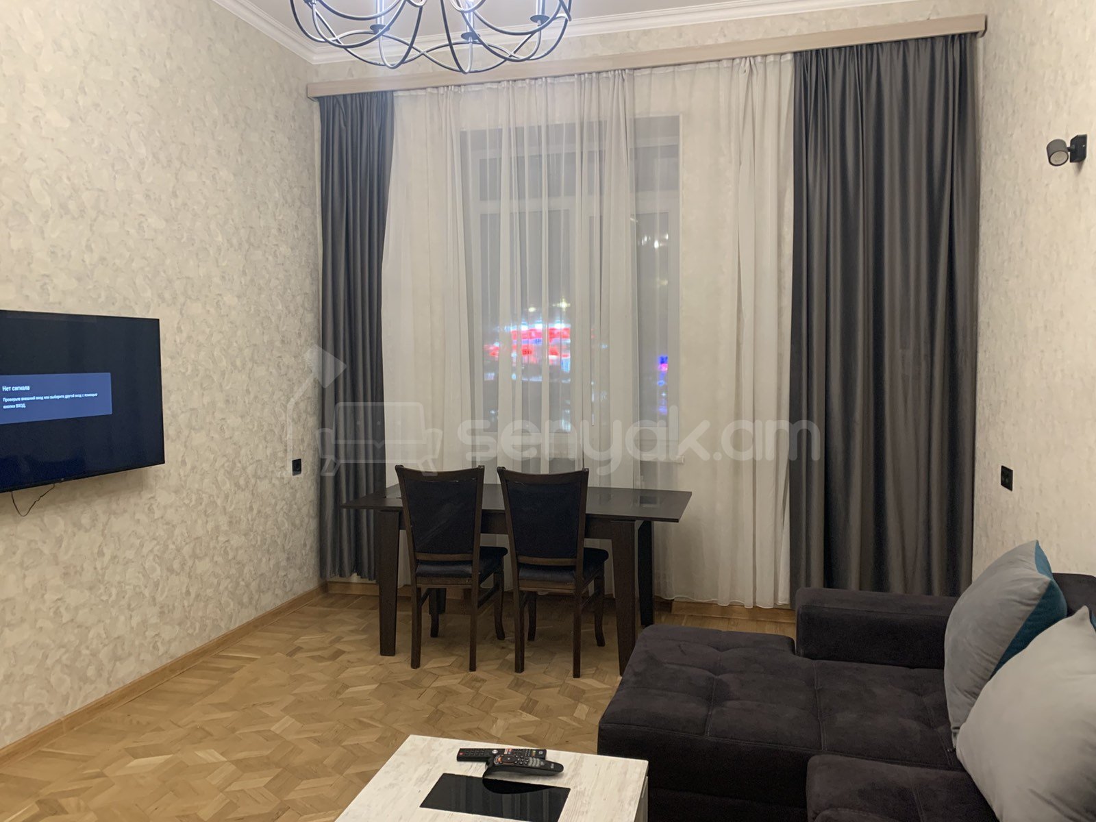 2 Սենյականոց Բնակարան Քարե Շենքում, 58քմ, 3/5 հարկ, Կապիտալ Վերանորոգված