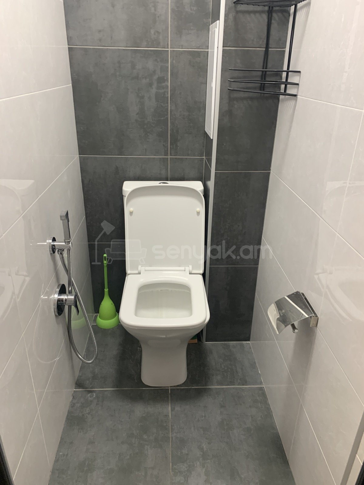 2 Սենյականոց Բնակարան Քարե Շենքում, 58քմ, 3/5 հարկ, Կապիտալ Վերանորոգված