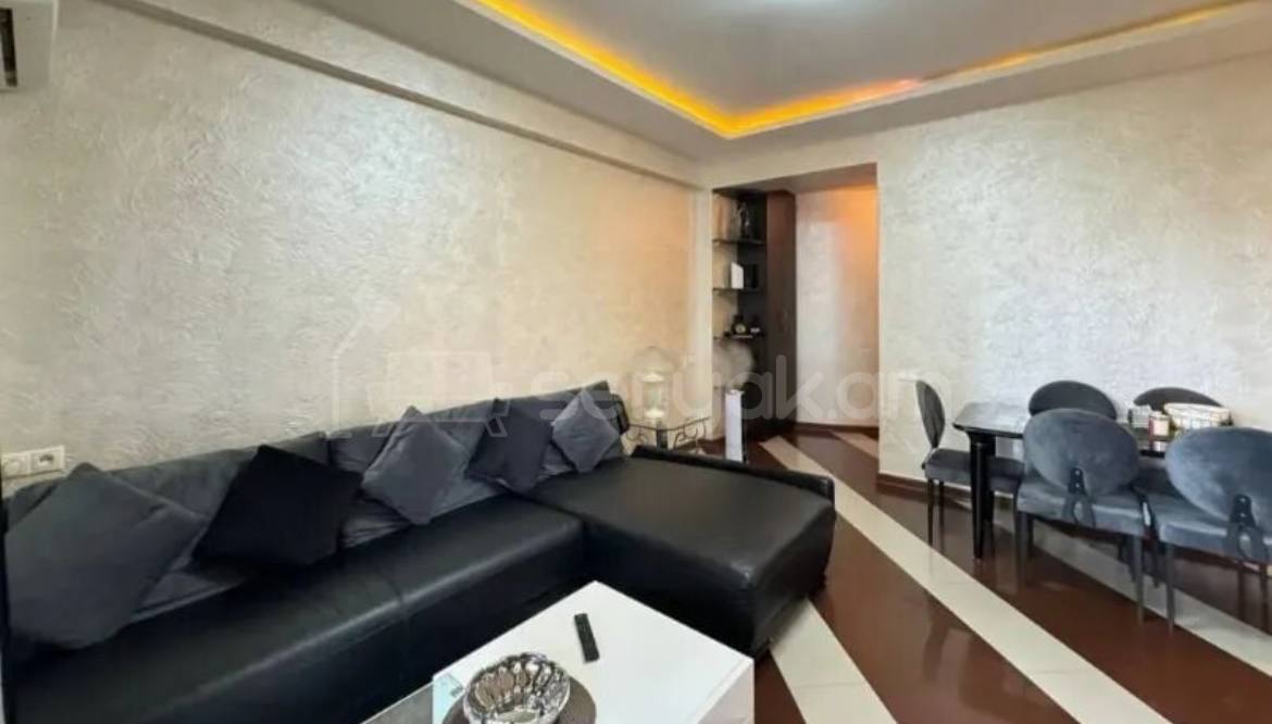 2 Սենյականոց Բնակարան Քարե Շենքում, 57քմ, 2/4 հարկ, Կապիտալ Վերանորոգված, Կահավորված, Արևկող