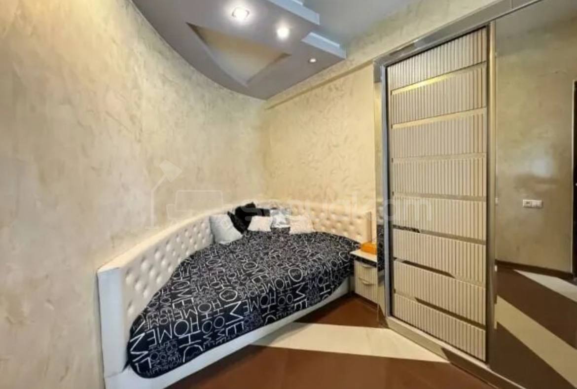 2 Սենյականոց Բնակարան Քարե Շենքում, 57քմ, 2/4 հարկ, Կապիտալ Վերանորոգված, Կահավորված, Արևկող