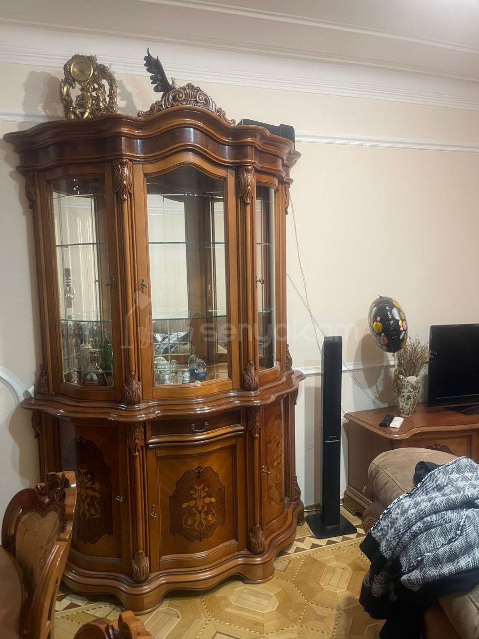 3 Սենյականոց Բնակարան Քարե Շենքում, 70քմ, 3/5 հարկ, Կապիտալ Վերանորոգված, Կահավորված, Արևկող