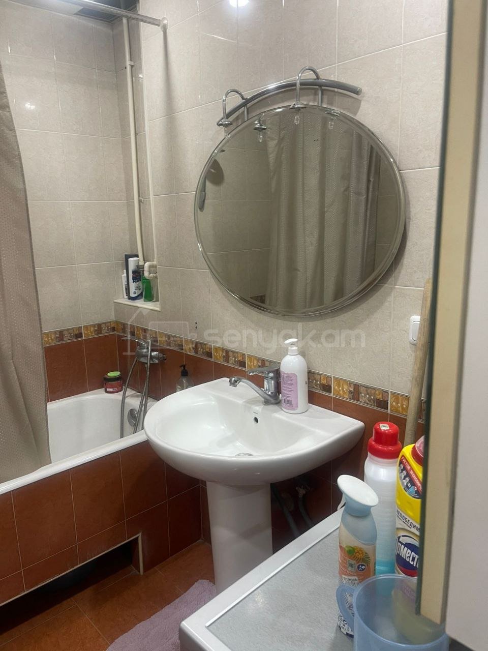 3 Սենյականոց Բնակարան Քարե Շենքում, 70քմ, 3/5 հարկ, Կապիտալ Վերանորոգված, Կահավորված, Արևկող