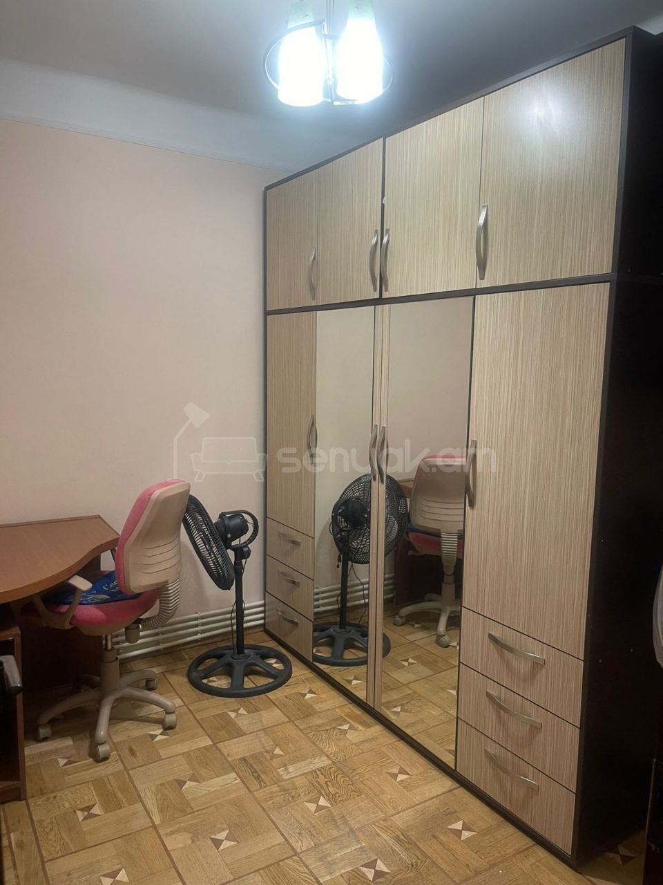 3 Սենյականոց Բնակարան Քարե Շենքում, 70քմ, 3/5 հարկ, Կապիտալ Վերանորոգված, Կահավորված, Արևկող